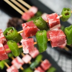 邑笑福青椒牛肉粒串烧烤复合牛肉串油炸冷冻半成品食材烤肉串20串